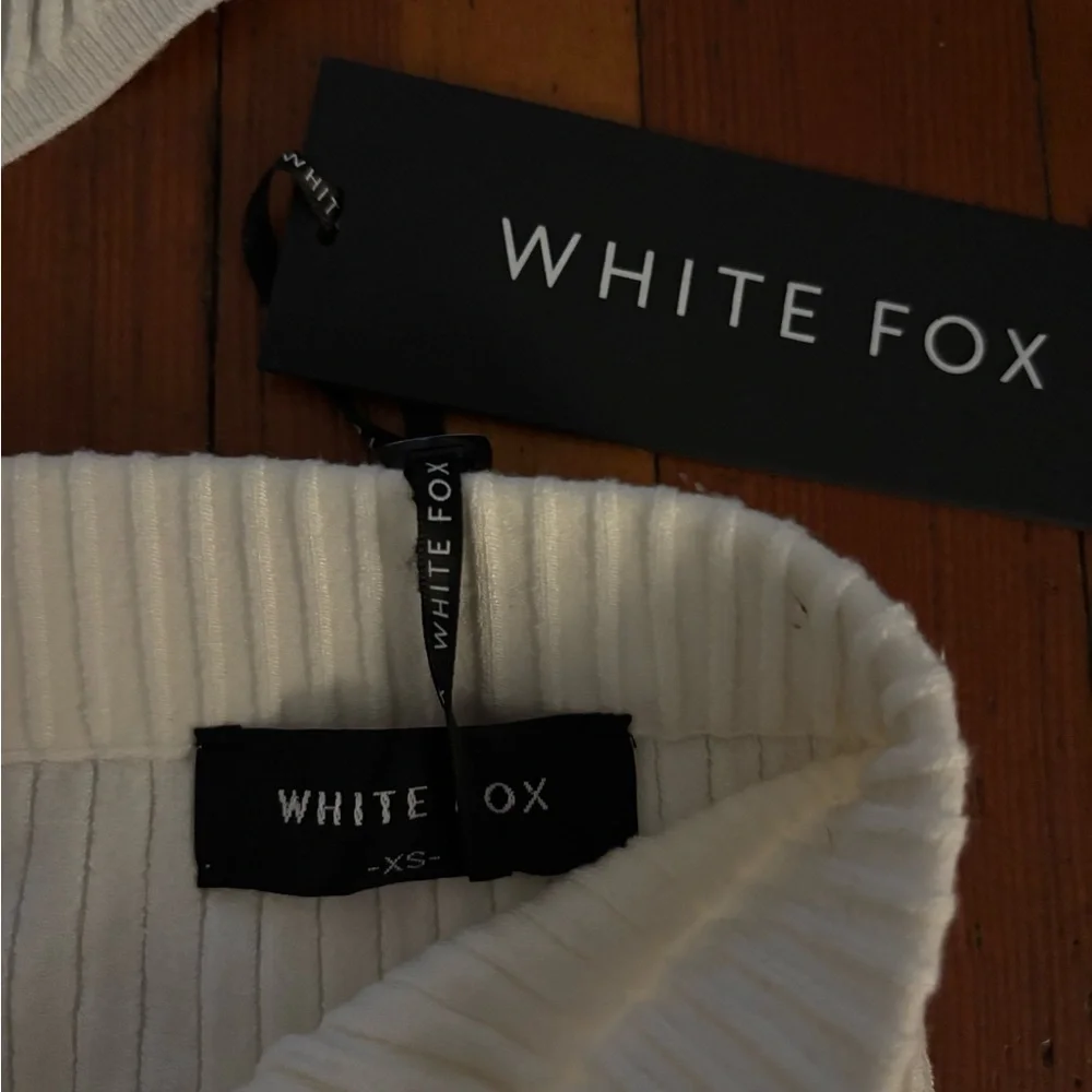 White Fox Ribbed Set - Picture 2 of 2